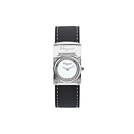 Ferragamo White 23 X 39mm