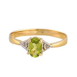 14K Yellow Gold Peridot and Diamond Ring Size 6.5