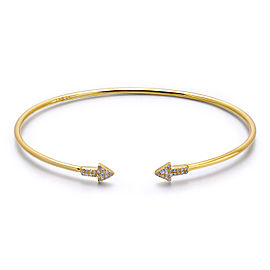 14k Yellow Gold Diamond Arrow Bangle