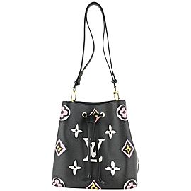 Louis Vuitton Black Monogram Giant Wild at Heart Neonoe MM Drawstring Bucket 93lv94