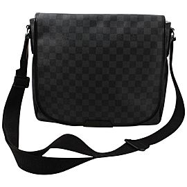 Louis Vuitton Damier Graphite Daniel MM Flap Messenger Crossbody 861344