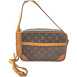 Louis Vuitton Monogram Trocadero 27 Crossbody Bag 861769